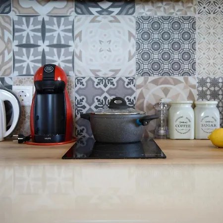 Alexandra アパート