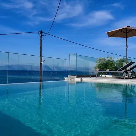 Alexandra * ブカリ