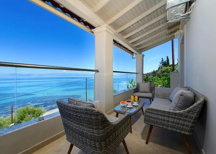 Alexandra Apartamento Mpoukaris