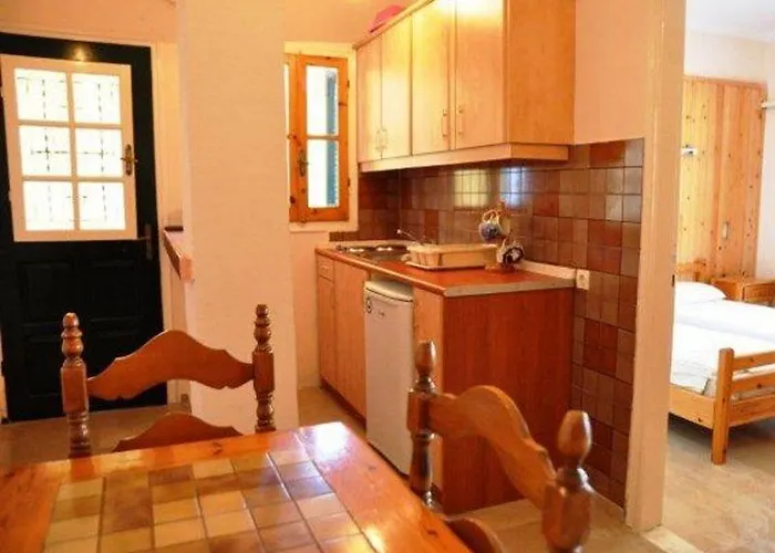 Alexandra Апартаменты *